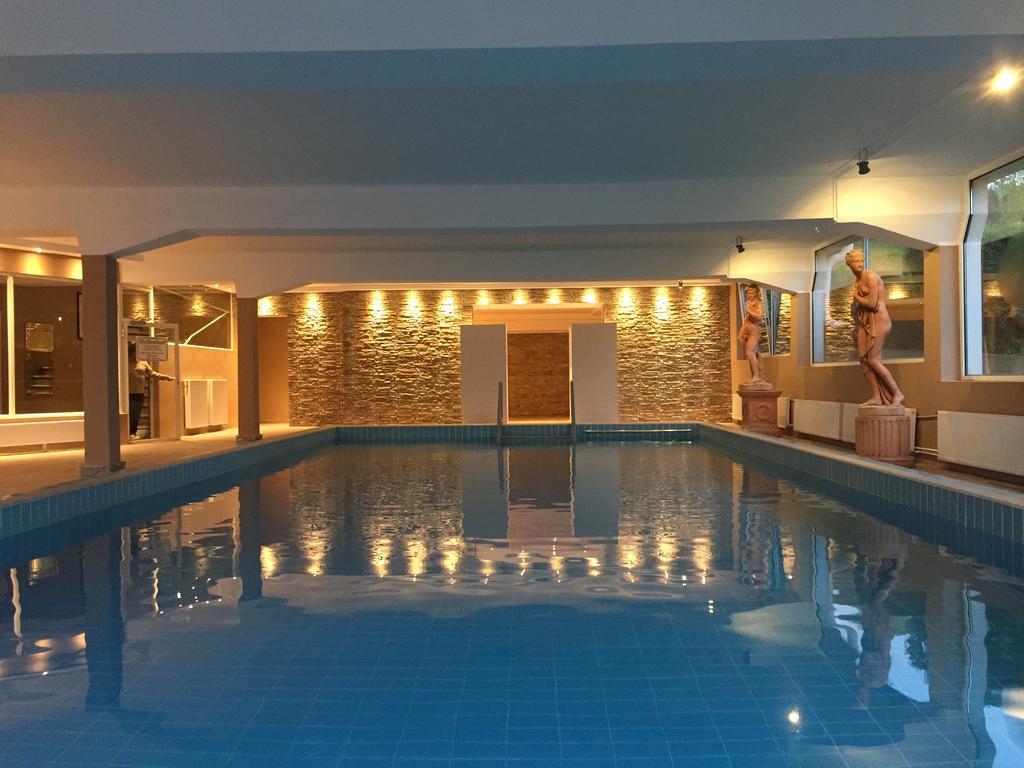 Promenaden-Strandhotel Marolt Sankt Kanzian am Klopeiner See Esterno foto